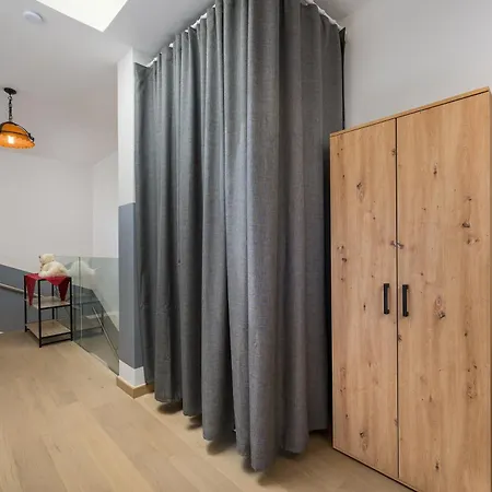 Luxury Brigitta With Whirlpool In Apartamento *